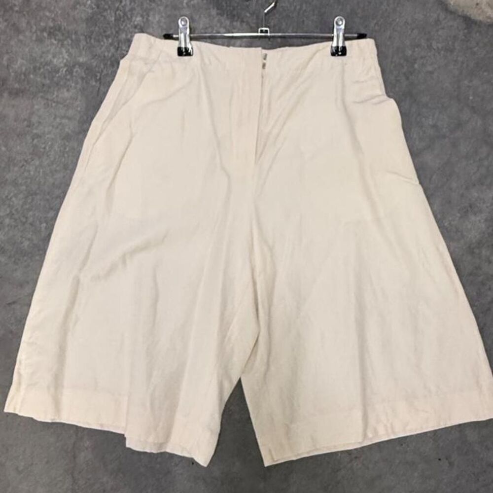 Lafayette-148-plus Women's Cream and Tan Shorts